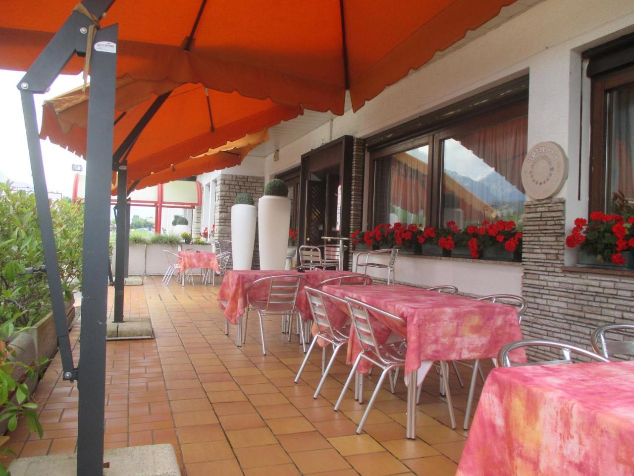 Hotel O'Scugnizzo 2 Беллуно Экстерьер фото