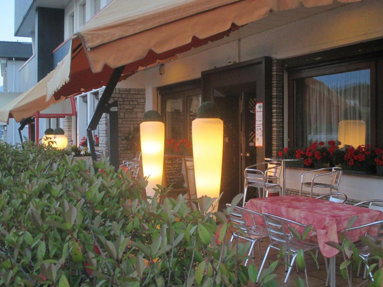 Hotel O'Scugnizzo 2 Беллуно Экстерьер фото